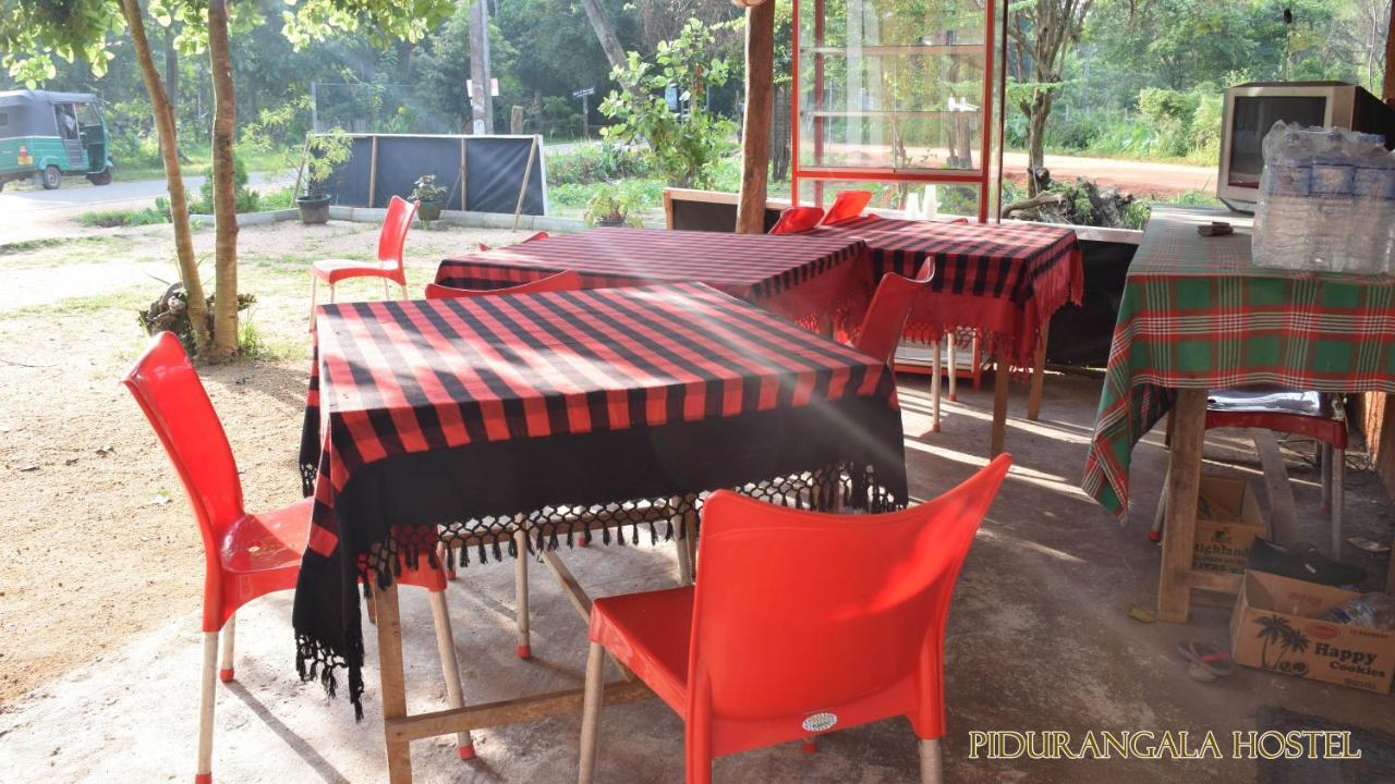 Pidurangala Hostel Szigirija Kültér fotó