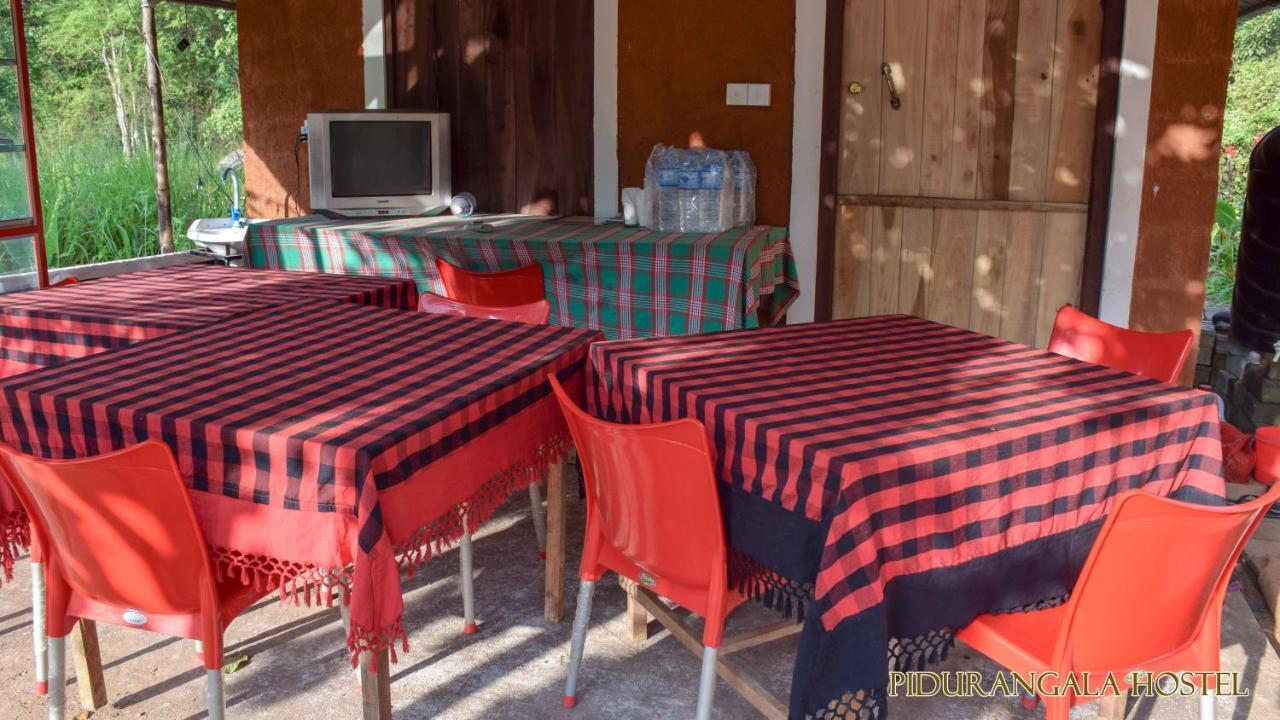 Pidurangala Hostel Szigirija Kültér fotó