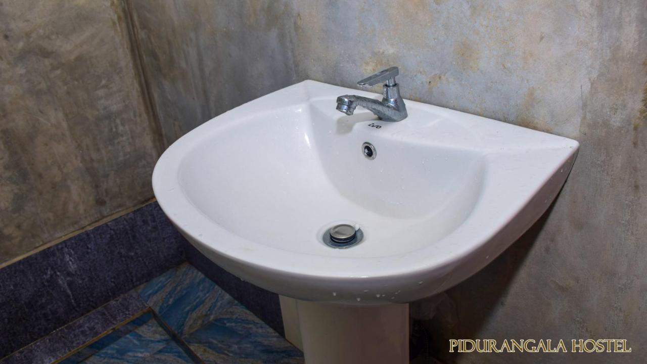 Pidurangala Hostel Szigirija Kültér fotó