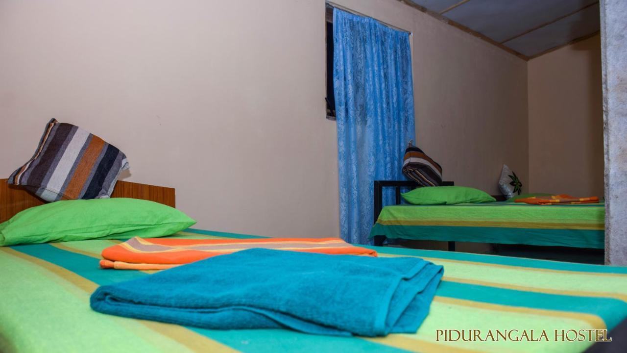 Pidurangala Hostel Szigirija Kültér fotó